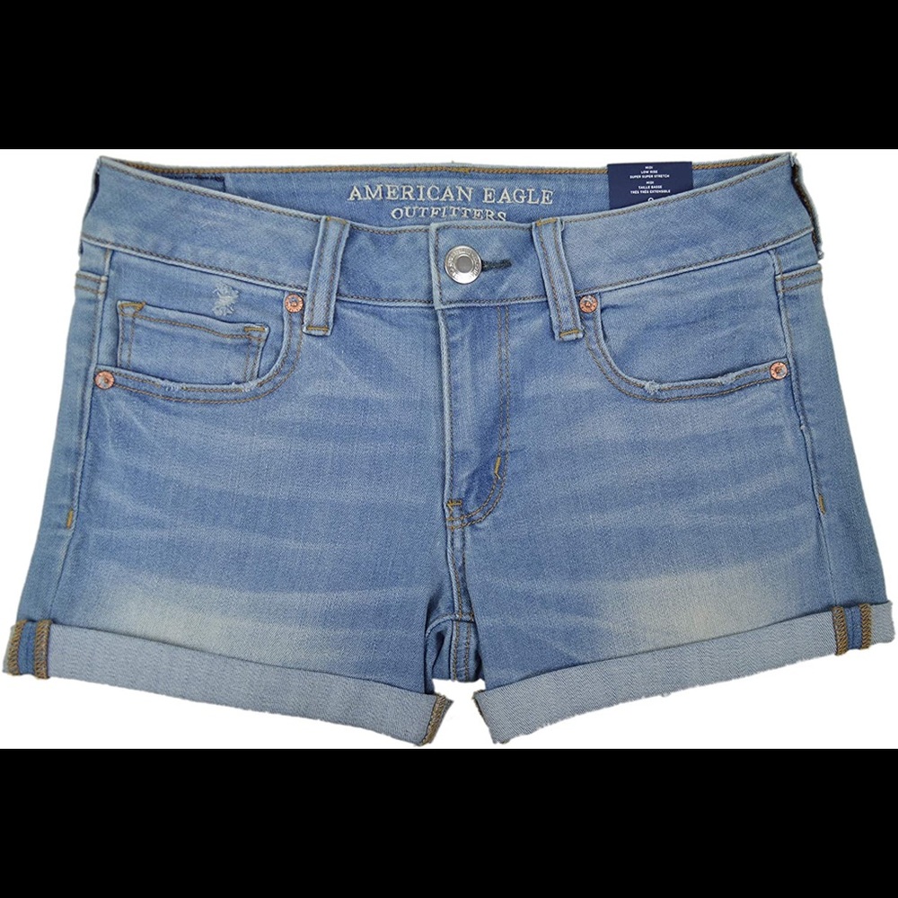 🌺American Eagle Outfitters midi shorts